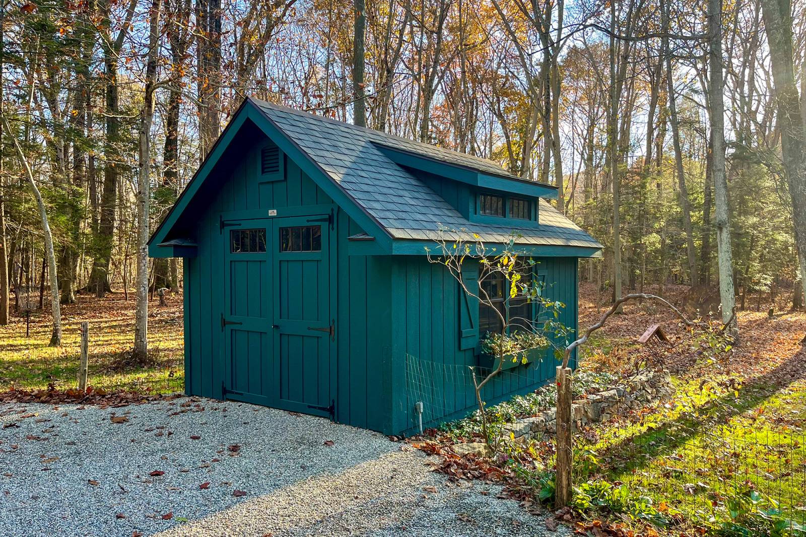 10' x 14' Victorian Cottage Shown with Options