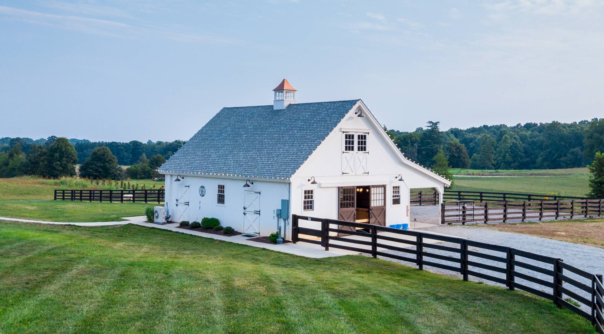 Run-In Sheds - Horse Run-Ins in KY & TN