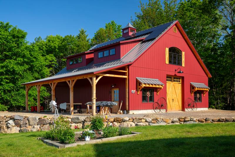 42' x 42' Belmont Saratoga Barn Kit